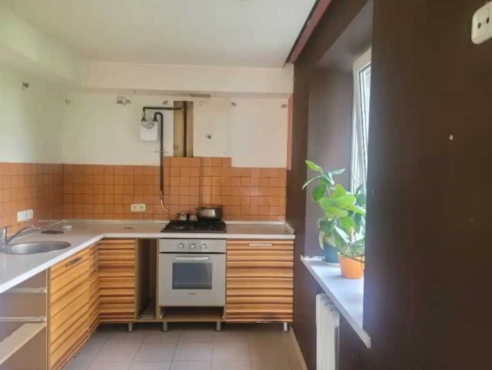 3 кім 71 м2 середній поверх район НАУКИ (ГАГАРІНА) (717885) - фото 1