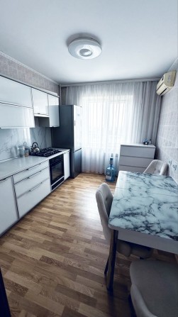 Продам трехкомнатную квартиру в Запорожье от хозяйки - фото 1