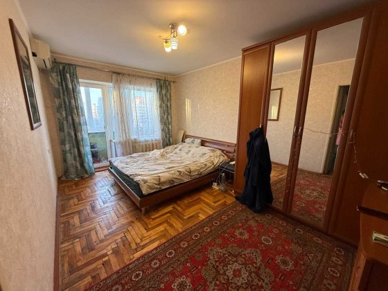 Продается 2-х комн. квартира по ул. Школьная в хорошем состоянии Запорожье