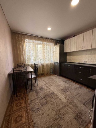 БЕЗ КОМІСІЇ. 1-кім.35 м². Космонавтів. - фото 1