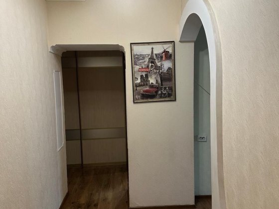 Продам двокімнатну повнометражну квартиру Запорожье