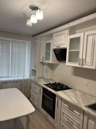 Шикарна пропозиція! Продаж 4х кімнатної біля готелю Європа - фото 1