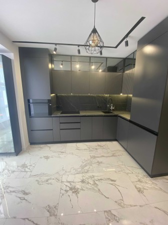 Новобудова, 3-кімнатна ДВОРІВНЕВА квартира - фото 1