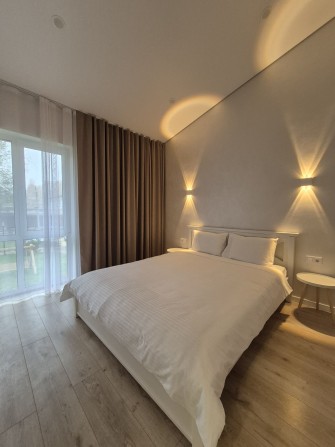 Продам  квартиру в Новострое - фото 1