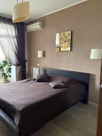 Продам 3-комн квартиру в районе Суворова ул. - фото 1