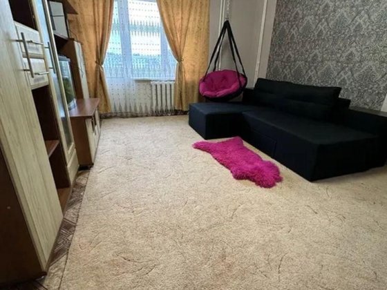 Продам 1-комн квартиру в районе Космонавтов ул. Днепр