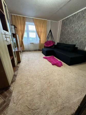 Продам 1-комн квартиру в районе Космонавтов ул. - фото 1