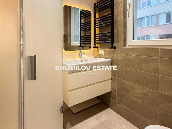 Продаж 1к квартири по вул. Угорській Львов