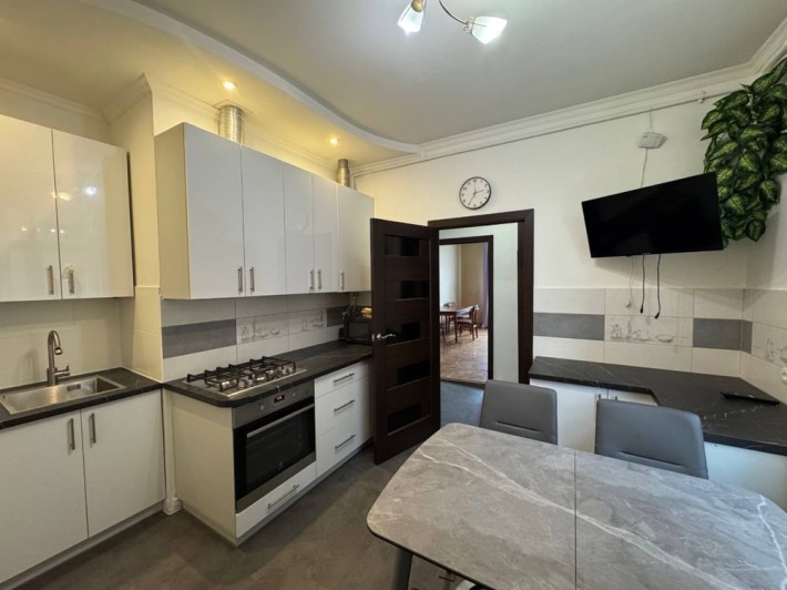 Продаж 2-х кімнатної квартири по вул. Городоцькій-Менцинського - фото 1