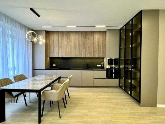 Бульвар Фонтанів, Продаж квартири Печерський, з ремонтом, Саперне поле Киев