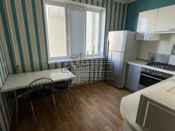 Продаж 2к квартири  Архипенка 8А / Архипенко 8А Київ