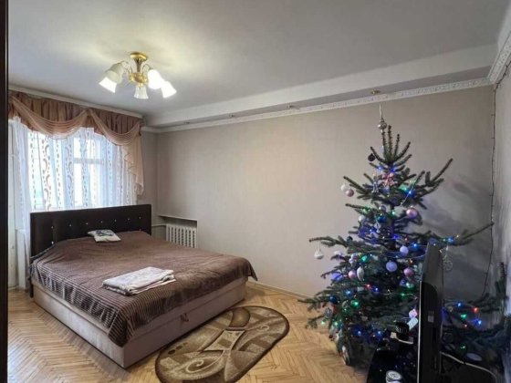 ПРОДАМ 1 ком квартиру Русановская набережная 8 Київ