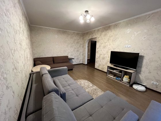 Затишна 2-к квартира 55 м² вул. Олександра Кошиця 10/21 Киев