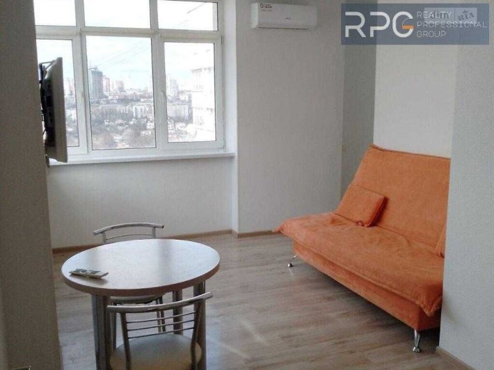 Продаж 1к квартири Голосіївський р-н м Деміївська - фото 1