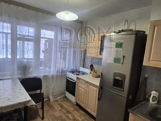 Продаж. 1-кімнт. Іоанна Павла ІІ (Лумумби), 13. Метро Палац Україна Київ