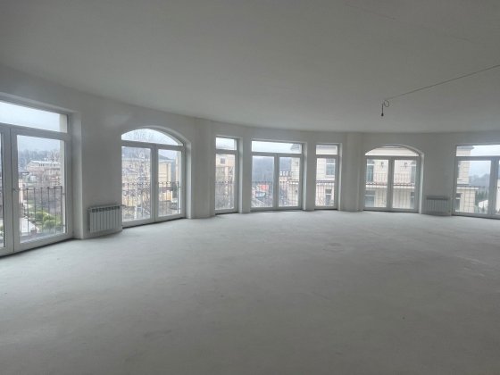 Продам 376м2 без % клубний будинок Renaissance Residence Добролюбова 4 Київ