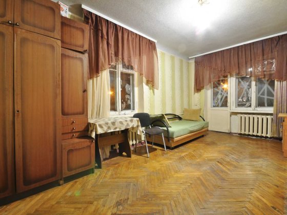 Без% 1-кім квартира Поправки 5, Дніпровський р-н 10хв м Чернігівська Киев