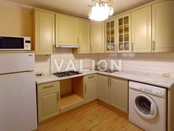 Продаж 2 кім квартири п-кт Академіка Глушкова,26 метро Теремки Київ