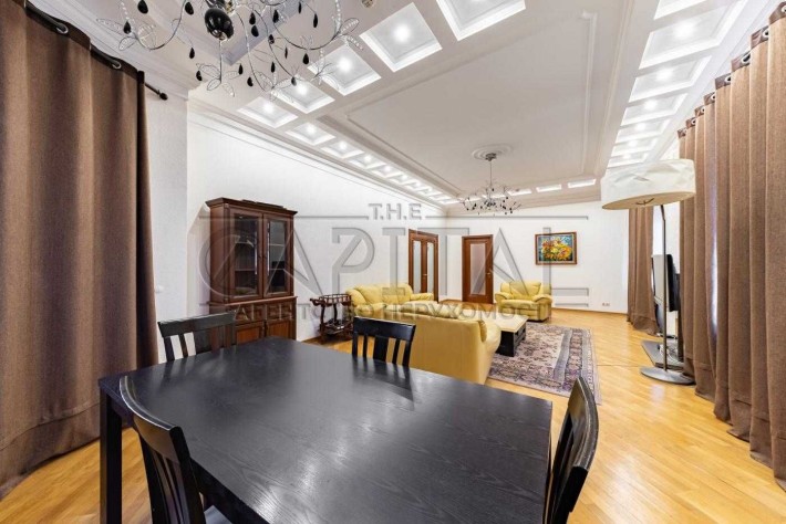 Продаж 7-к квартири 240м2 | СВІТЛО НЕ ВИМИКАЮТЬ | Шовковична, Печерськ - фото 1