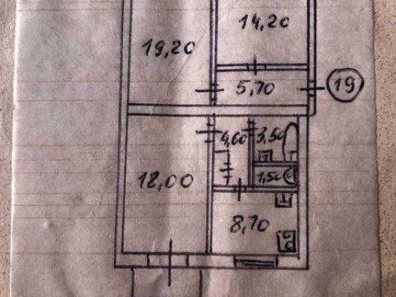 Продам 3-х комнатную квартиру Лабораторыный переулок 22 Сталинка Київ