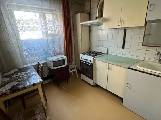 Продаж однокімнатної під капіталку Київ