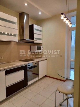 Продаж 2К Шептицького 10 м. Лівоборежна - фото 1