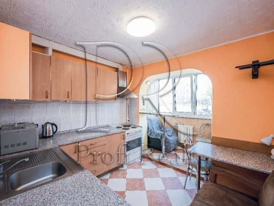 Продаж 2 кімн. квартири за адресою Івасюка,1 ст,метро Оболонь, Мінська Київ