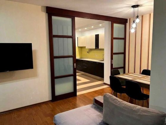 СВІТЛО ЗАВЖДИ | 3-к. кв. 91 м² | м. Деміївська | Саперно-Слобідська 22 Киев