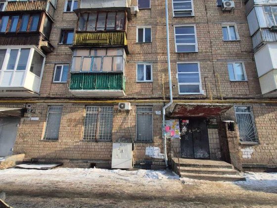 Продаж 2х Харківське шосе 12,  на 3м поверсі, Київ