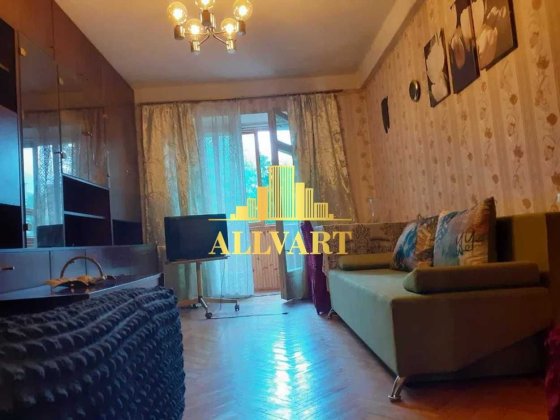 Продаж 3кім квартири, житловий стан, вул. Плеханова, Метро Лівобережна Київ