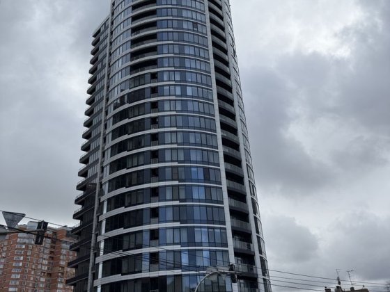 Продаж 3-кімнатної квартири 130 м² | ЖК Skyline | вул. Коновальця 26а Київ