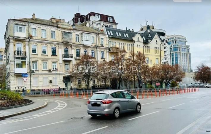 2-к 41м Мазепи 18/29 арсенальна історичний центр - фото 1