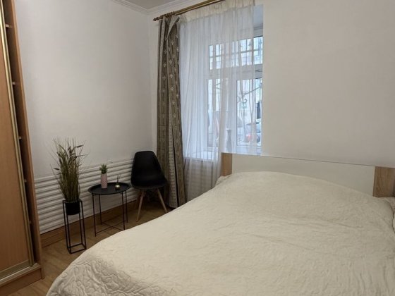 Продаж від власника 1кім.квартири в центрі міста по вул Ужгородська 2 Львів