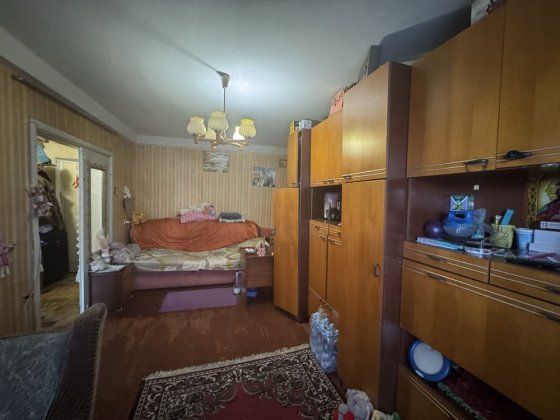 Продаю 1 комнатную квартиру на Молодогвардейской и1 Николаев
