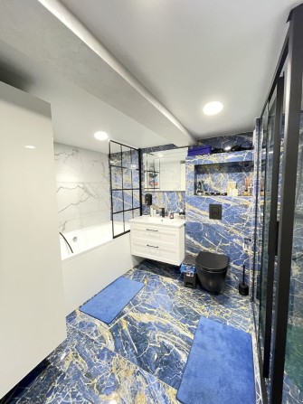 Продам квартиру з дизайнерським ремонтом - фото 1