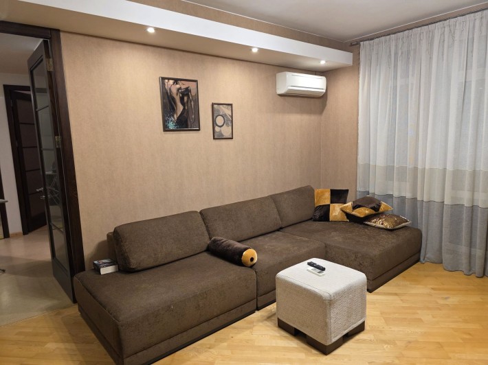 Продаж 4-к квартири в центрі, проспект Соборний - фото 1