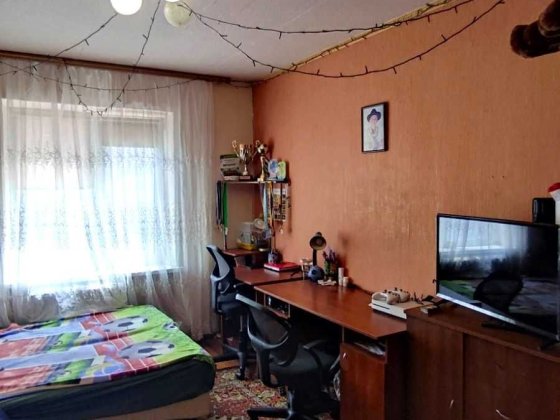 Продажа 2-х комнатной на Песках, 2й микрорайон Запорожье