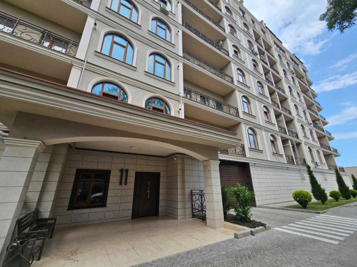 2 комнатная квартира 64 м2 ГАЗ Своё Отопление Море ЖК Авиньон - фото 1