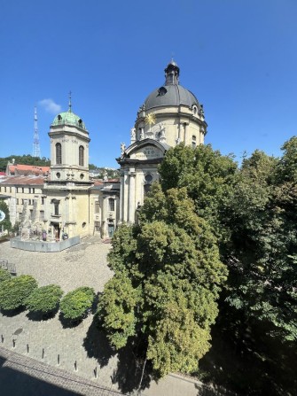 Продаж 3к вул Федорова центр Львова - фото 1