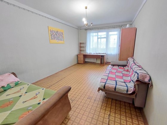 Продається велика 1-кім квартира в Дніпровського районі.Ціна 11500уе. Запорожье