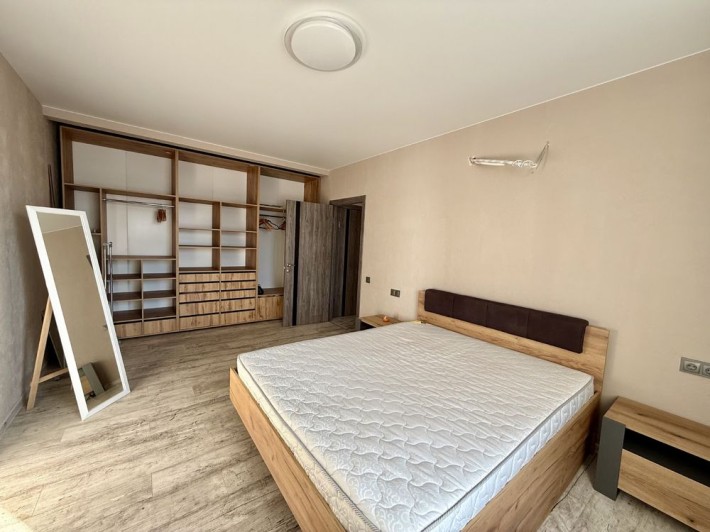 2 ком. квартира в новом доме с ремонтом -район Таирова - фото 1