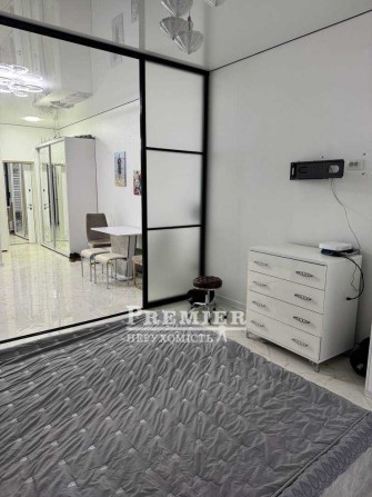 1-кімнатна квартира в клубному будинку поруч із центром - фото 1