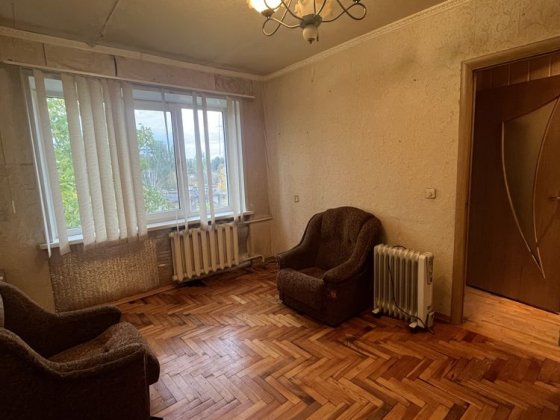 Продаж 2 кімнатноі квартири з окремими кімнатами аул.Руставі Запоріжжя