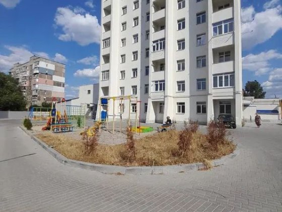 Продам простору 3-и кімнатну квартиру 92 м², р-н Автовокзалу. Кропивницкий