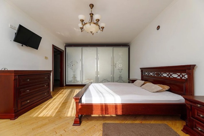 Простора 2-к 112м квартира, пр. Червоної Калини,1 р-н Новий Львів - фото 1