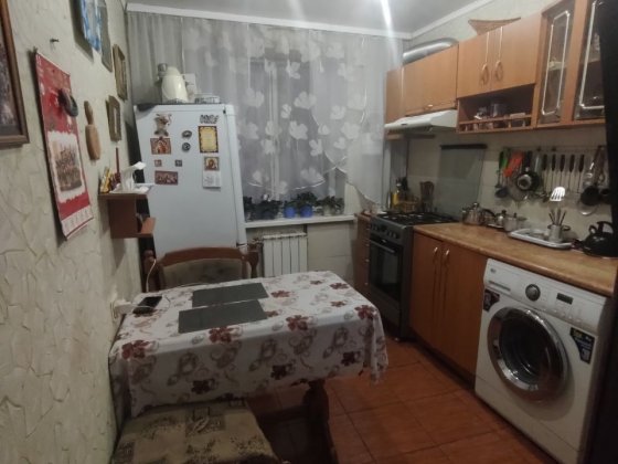 Продам 2х ком. кв-ру в центре. 
Подр Запоріжжя