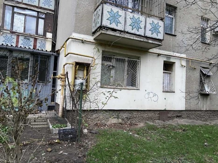 Стандартная 1 комн -23 метра. 1/9 эт. ГАЗ. ул. Глушко -Ильфа и Петрова - фото 1