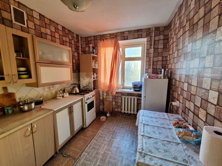 Продается  трехкомнатная крупногабаритная  квартира в Ингульском. С2 - фото 1