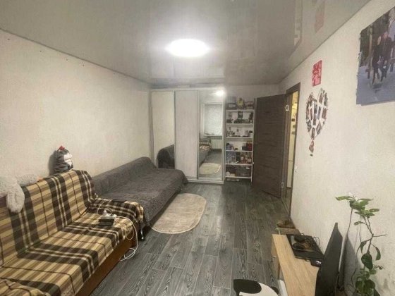Продается 1 к. кв. с ремонтом по ул. Победы в районе 5-й Горбольницы Запорожье