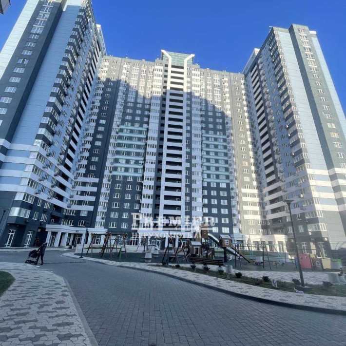 1-кімнатна квартира в новому ЖК Скай Сіті, зданий будинок - фото 1